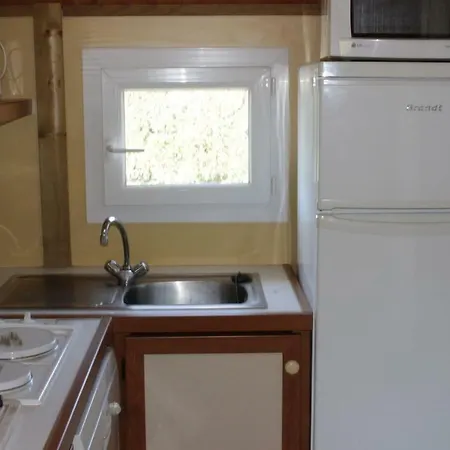 Chalets Les Prenards דירה Chouvigny